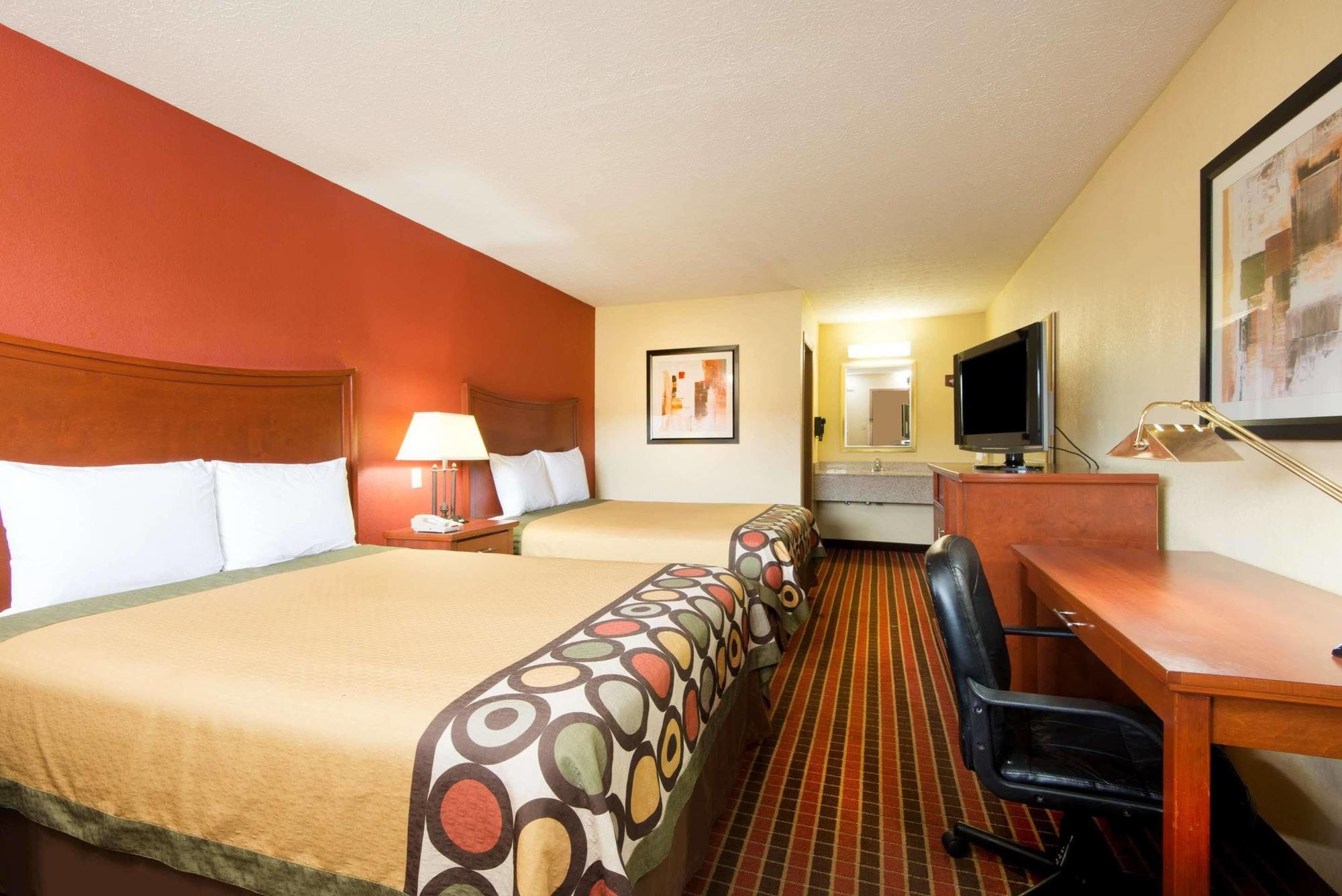 Quality Inn Columbus-East Exteriör bild