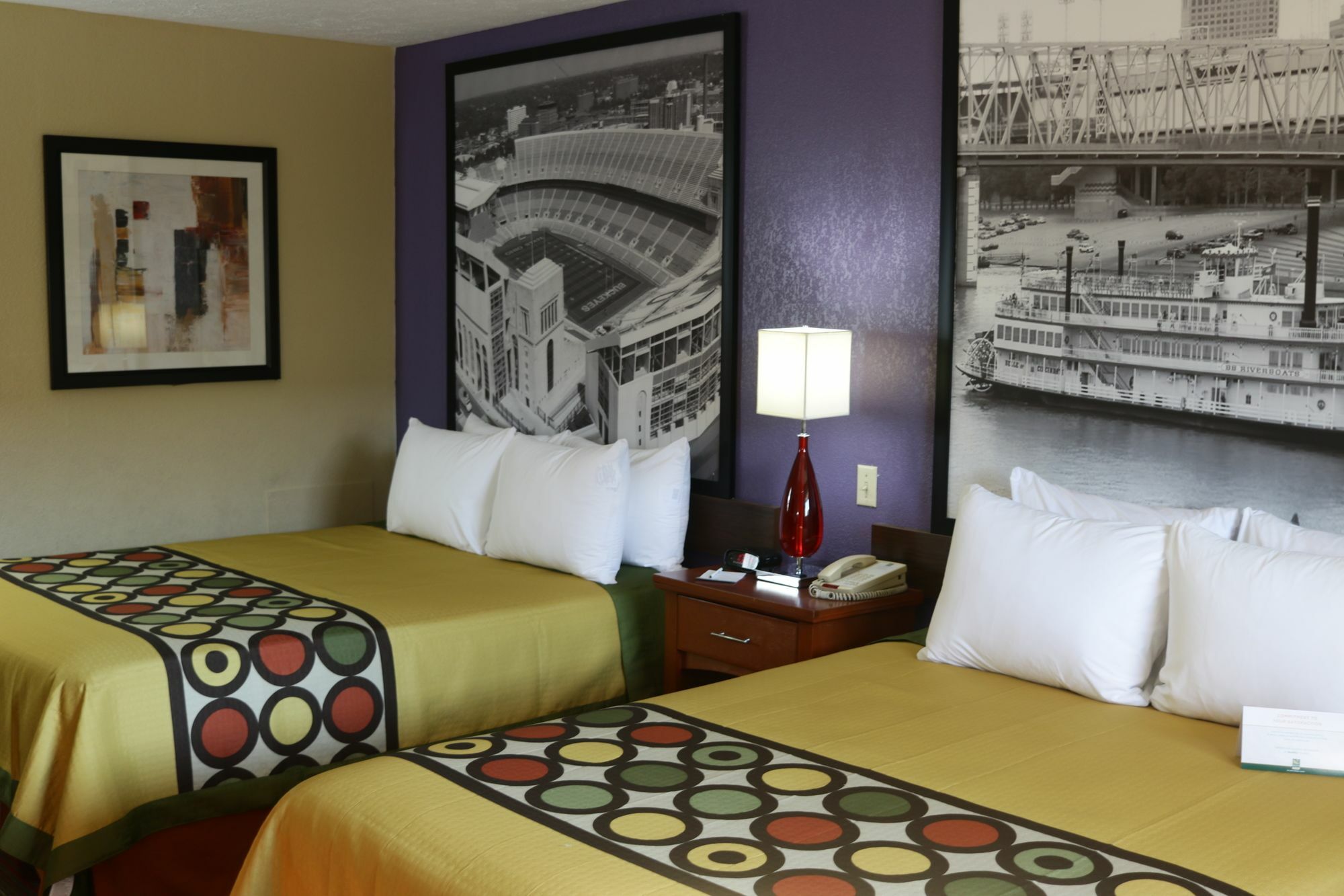 Quality Inn Columbus-East Exteriör bild